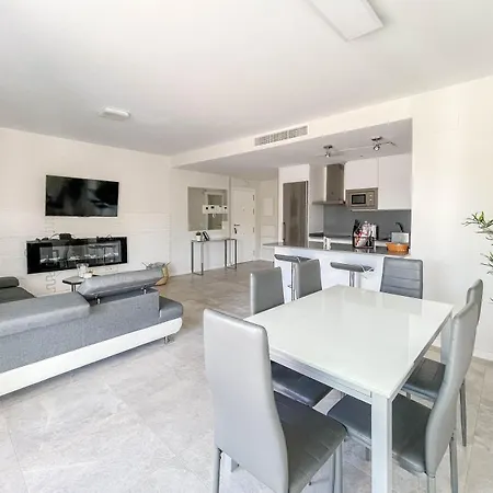 Guestready - With Terrace And Pool Apartmán *
