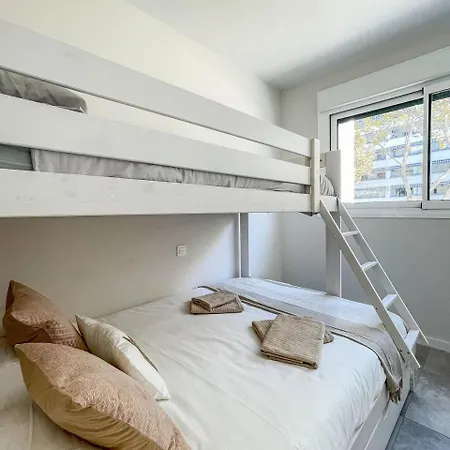 Apartmán Guestready - With Terrace And Pool *
