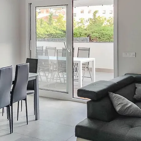 Apartmán Guestready - With Terrace And Pool