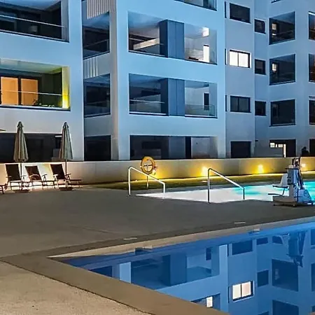 Apartmán Guestready - With Terrace And Pool *